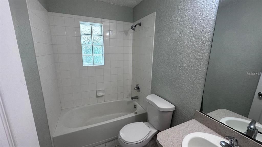 Недавно арендовано: $785 (1 спален, 1 ванн, 578 Квадратных фут)