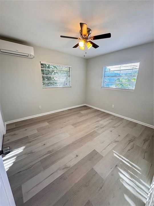Recently Rented: $1,425 (2 beds, 1 baths, 760 Square Feet)
