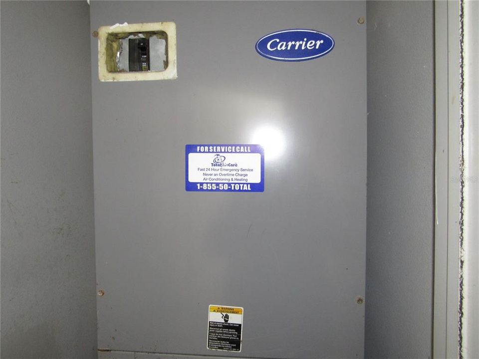Carrier heating and cooling system