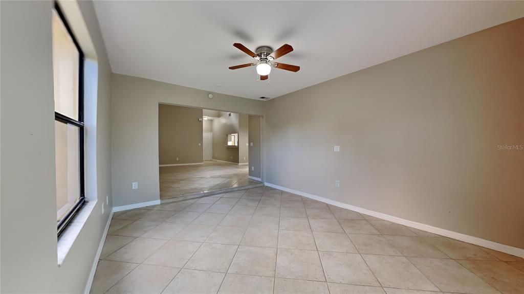 Active With Contract: $289,900 (2 beds, 2 baths, 1500 Square Feet)