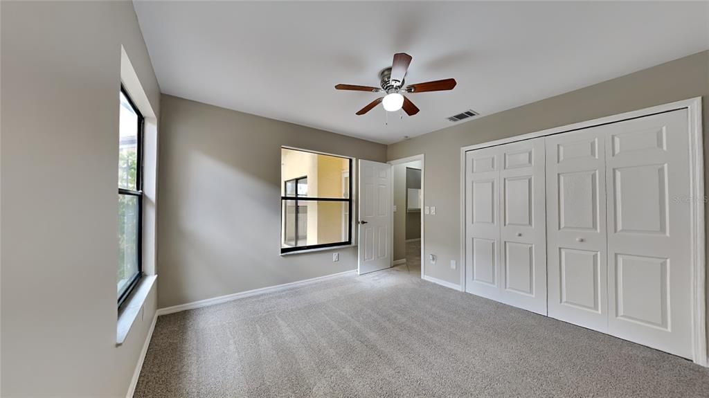 Active With Contract: $289,900 (2 beds, 2 baths, 1500 Square Feet)