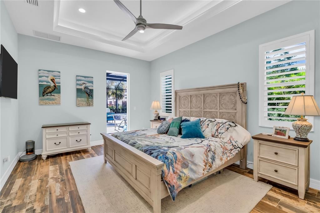 Recently Sold: $2,200,000 (3 beds, 3 baths, 2574 Square Feet)