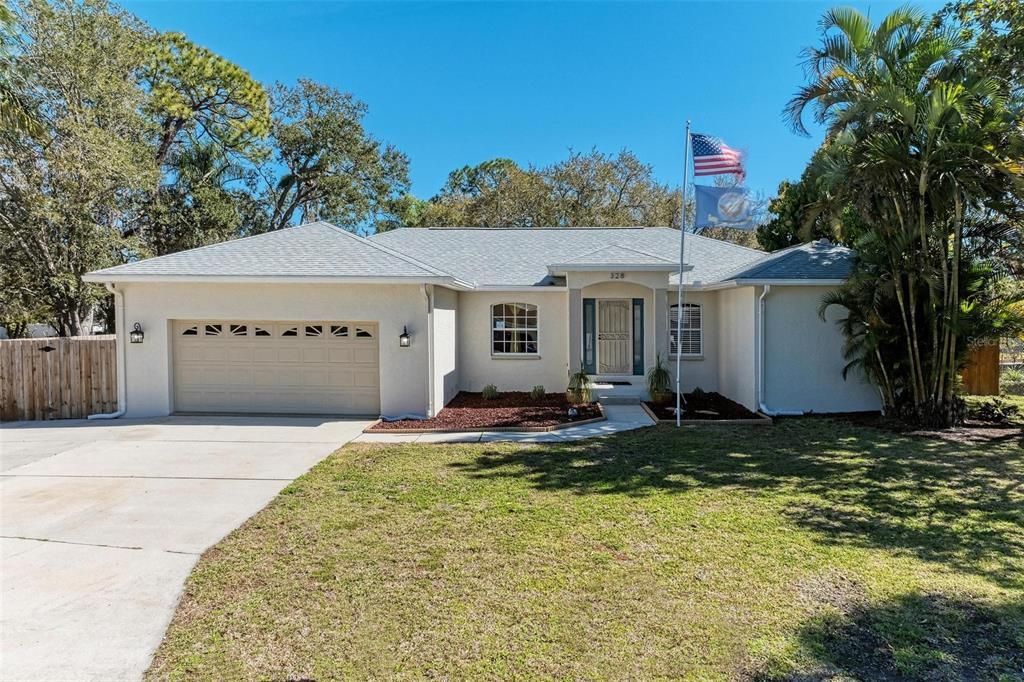 Recently Sold: $585,000 (3 beds, 2 baths, 2049 Square Feet)