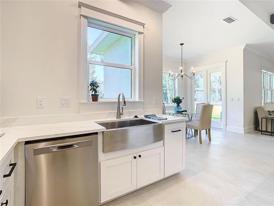 Active With Contract: $634,900 (4 beds, 2 baths, 2376 Square Feet)