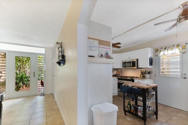 For Sale: $659,900 (3 beds, 1 baths, 1300 Square Feet)