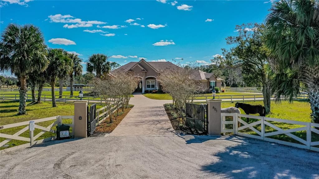Recently Sold: $1,450,000 (4 beds, 3 baths, 3624 Square Feet)