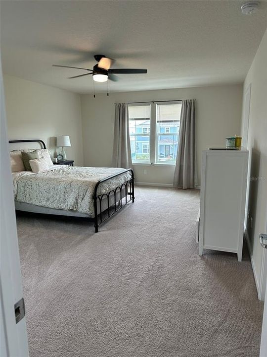 Active With Contract: $2,750 (3 beds, 2 baths, 1802 Square Feet)