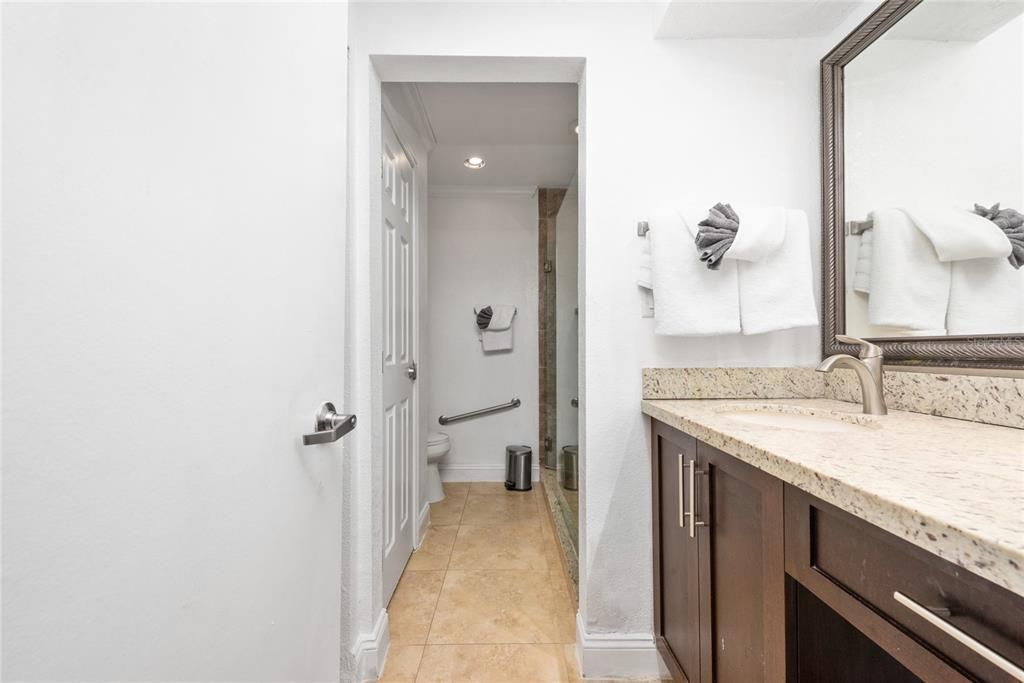 Active With Contract: $178,000 (1 beds, 1 baths, 524 Square Feet)