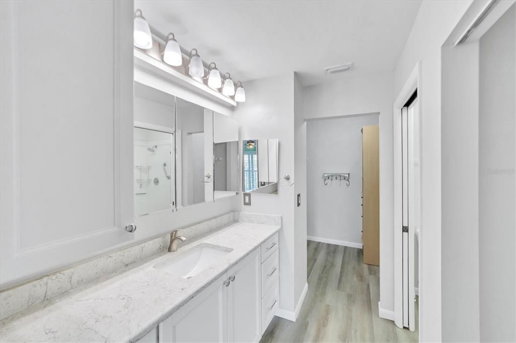 For Sale: $455,000 (2 beds, 2 baths, 1385 Square Feet)