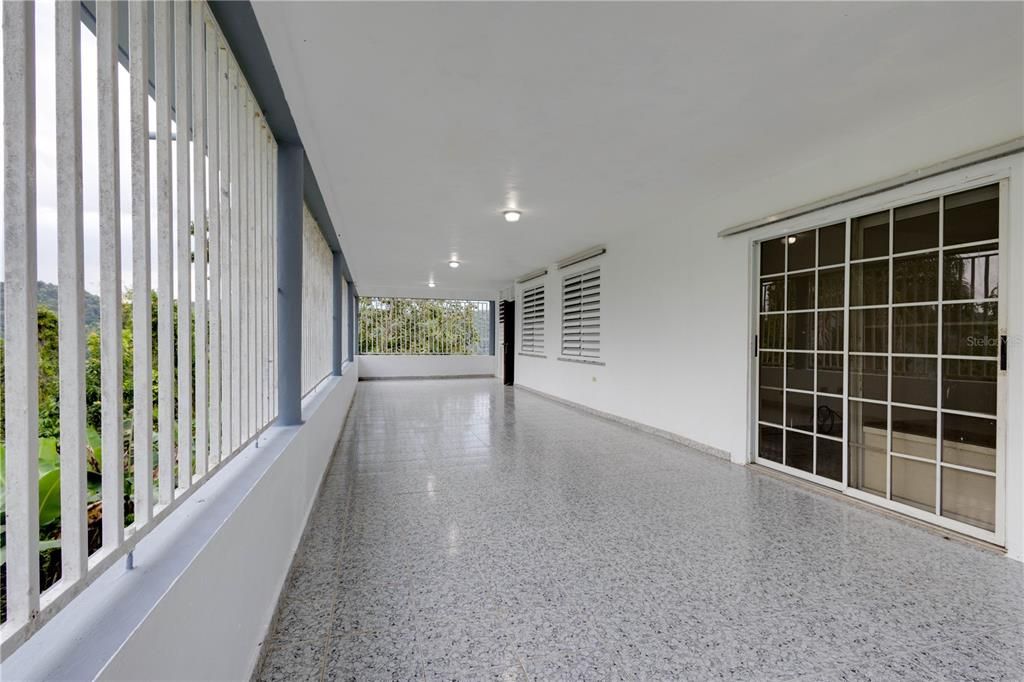 Vendido Recientemente: $225,000 (2 camas, 2 baños, 1064 Pies cuadrados)