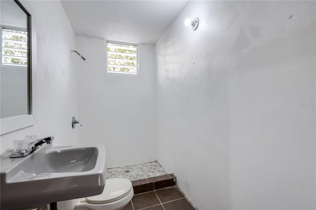 Vendido Recientemente: $225,000 (2 camas, 2 baños, 1064 Pies cuadrados)