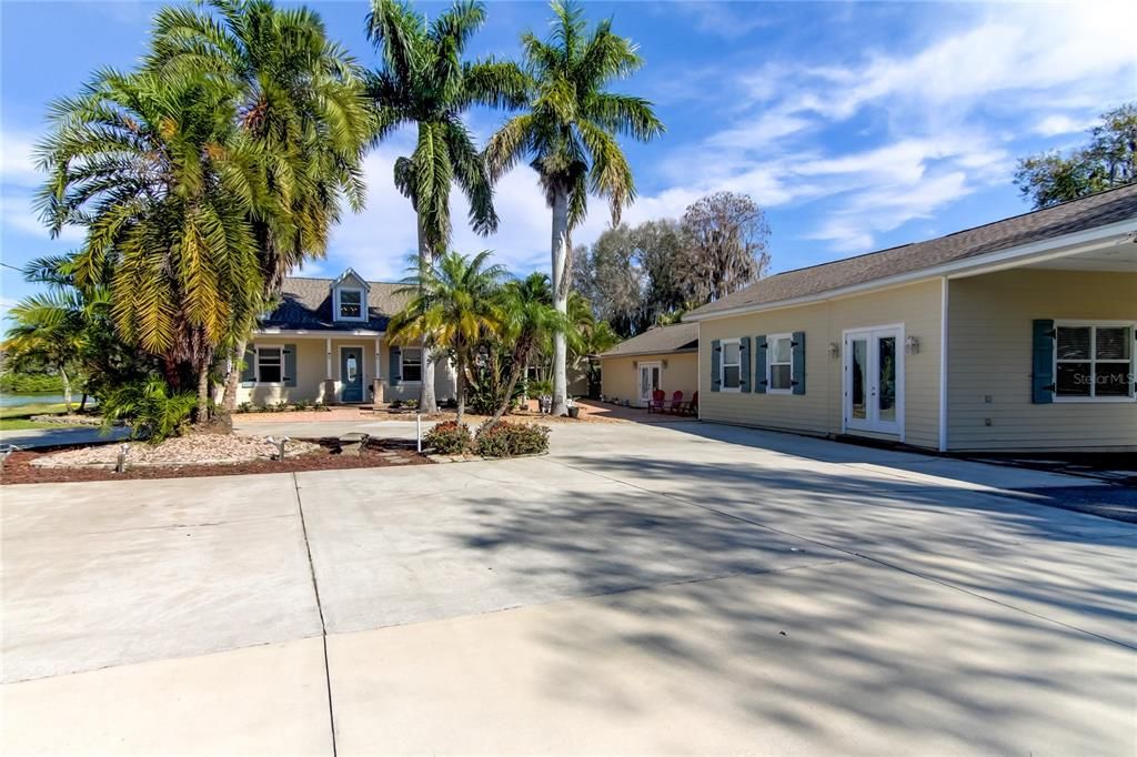 Active With Contract: $1,365,000 (5 beds, 3 baths, 4602 Square Feet)