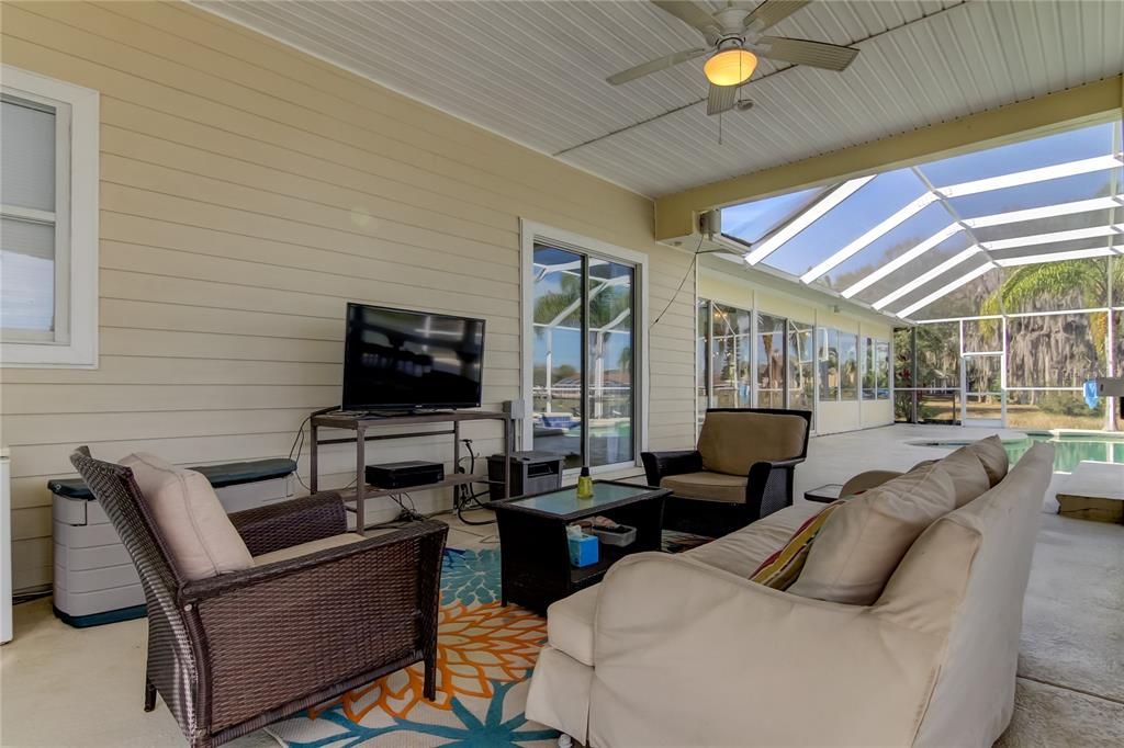 Active With Contract: $1,365,000 (5 beds, 3 baths, 4602 Square Feet)