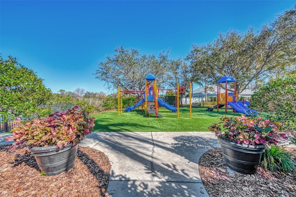 Recently Sold: $875,000 (4 beds, 3 baths, 3176 Square Feet)