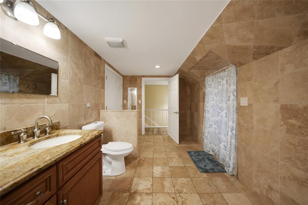 Недавно продано: $824,900 (4 спален, 3 ванн, 2480 Квадратных фут)