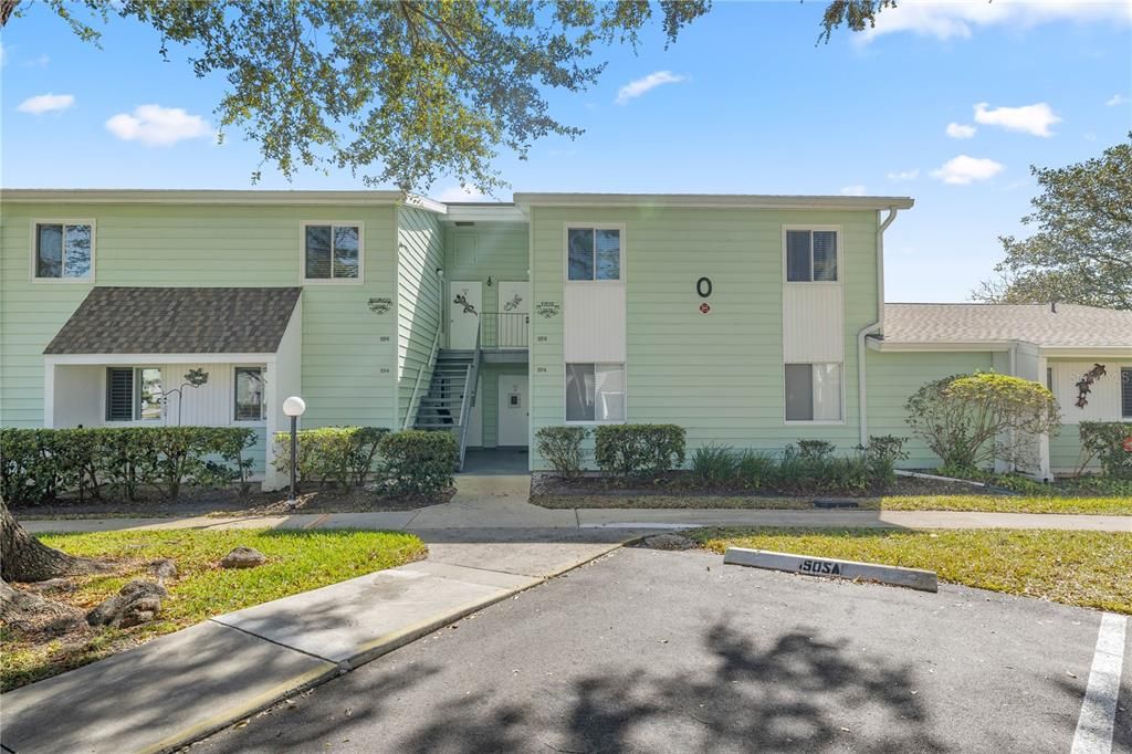 Active With Contract: $135,000 (2 beds, 1 baths, 1054 Square Feet)