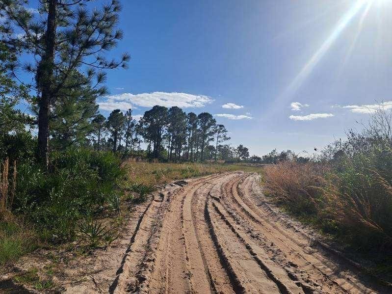 Active With Contract: $105,000 (5.00 acres)