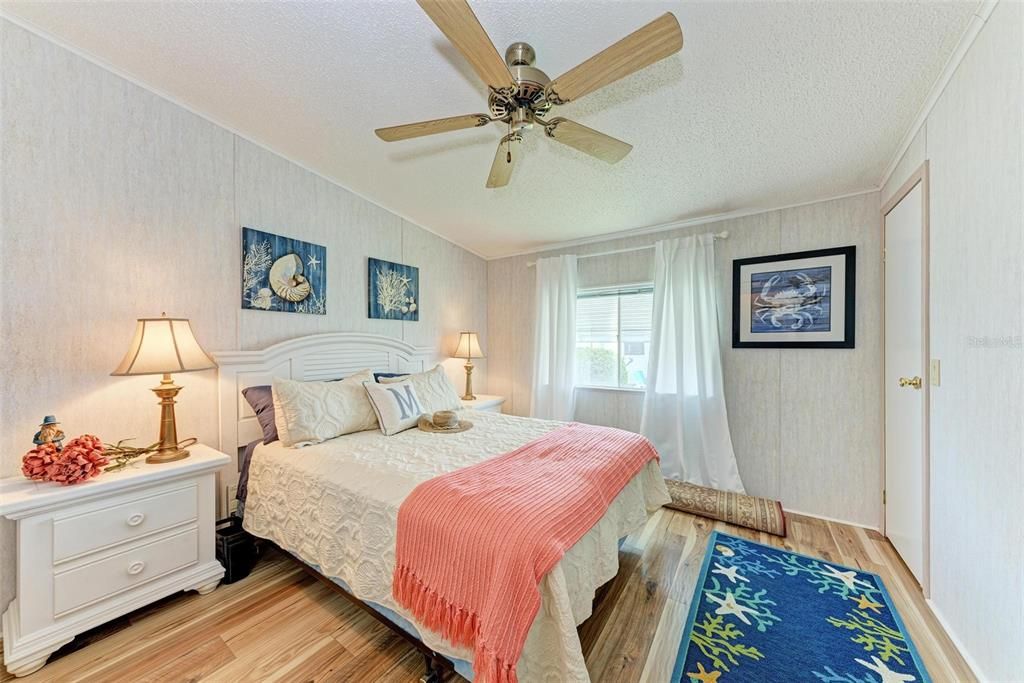 Large Guest Bedroom with Walk-in Closet ready for family or friends!