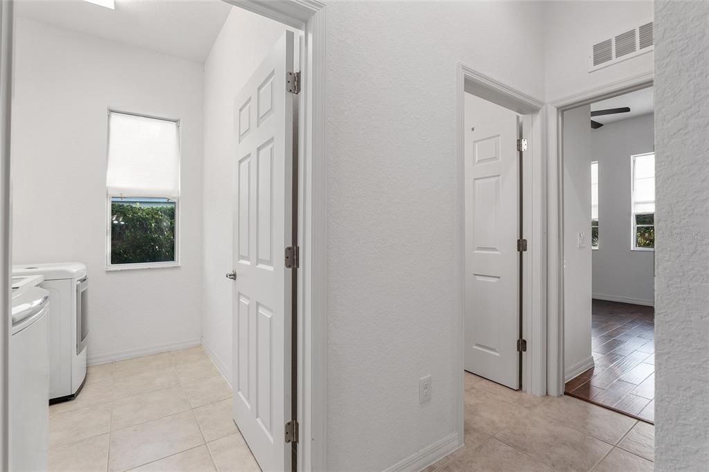 Active With Contract: $425,000 (3 beds, 2 baths, 2132 Square Feet)