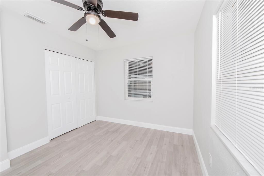 Recently Sold: $319,000 (3 beds, 2 baths, 1370 Square Feet)