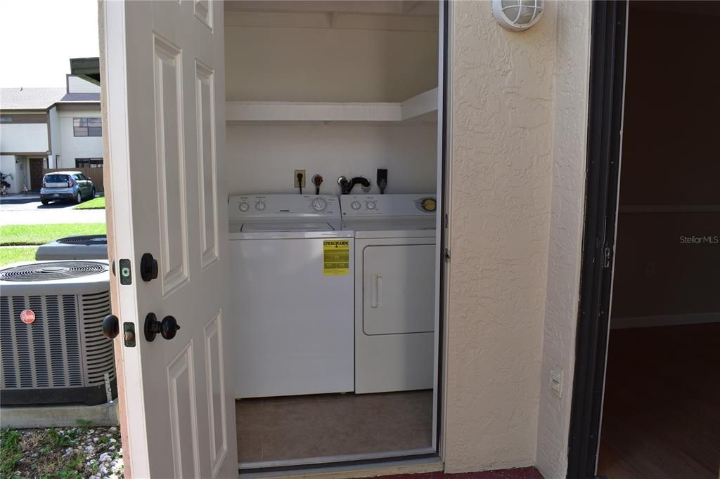 For Rent: $1,500 (2 beds, 1 baths, 1015 Square Feet)