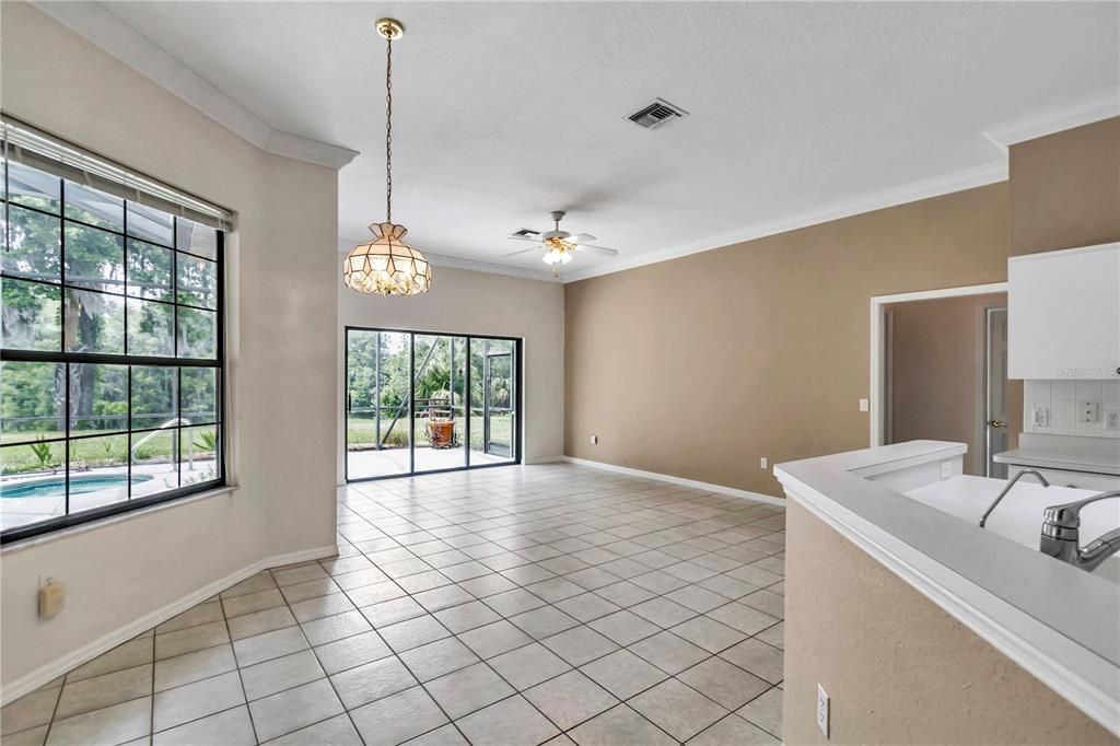 For Sale: $689,900 (3 beds, 2 baths, 2208 Square Feet)
