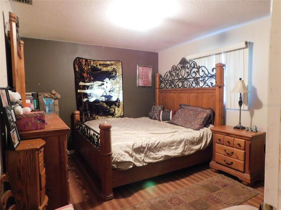 For Sale: $229,000 (3 beds, 2 baths, 1222 Square Feet)