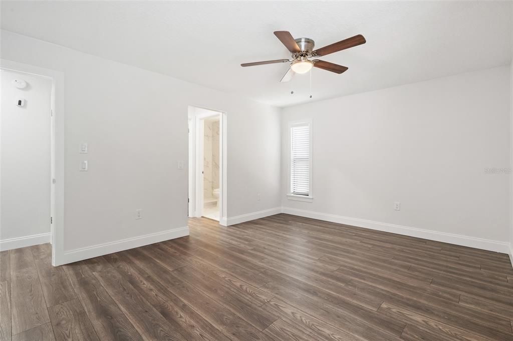 Recently Sold: $585,000 (3 beds, 2 baths, 1694 Square Feet)
