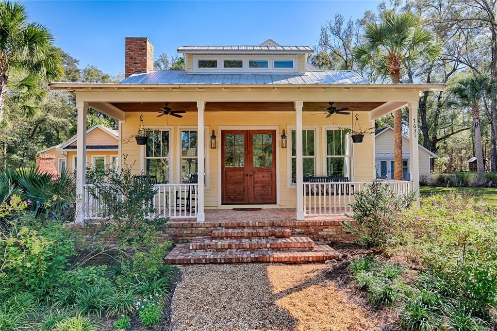 Recently Sold: $1,190,000 (4 beds, 3 baths, 3379 Square Feet)