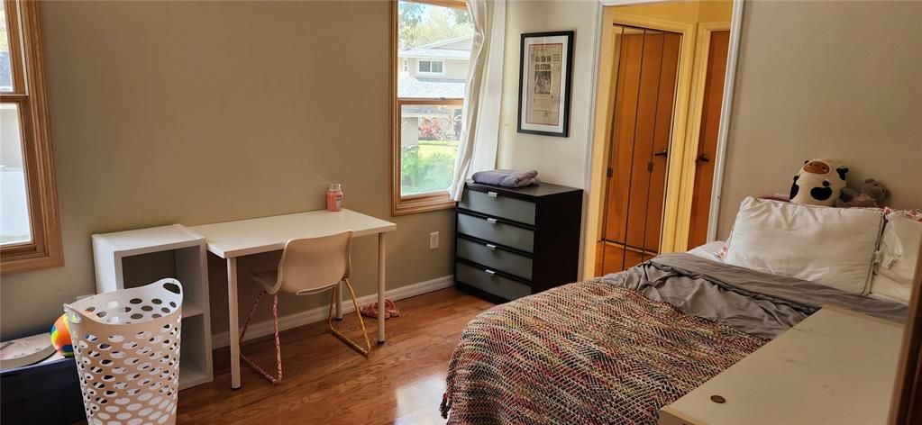 Bedroom 2 w/Jack n JIll Bathroom