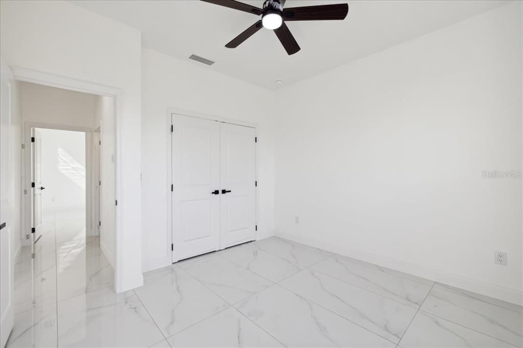 Active With Contract: $427,900 (3 beds, 2 baths, 1778 Square Feet)