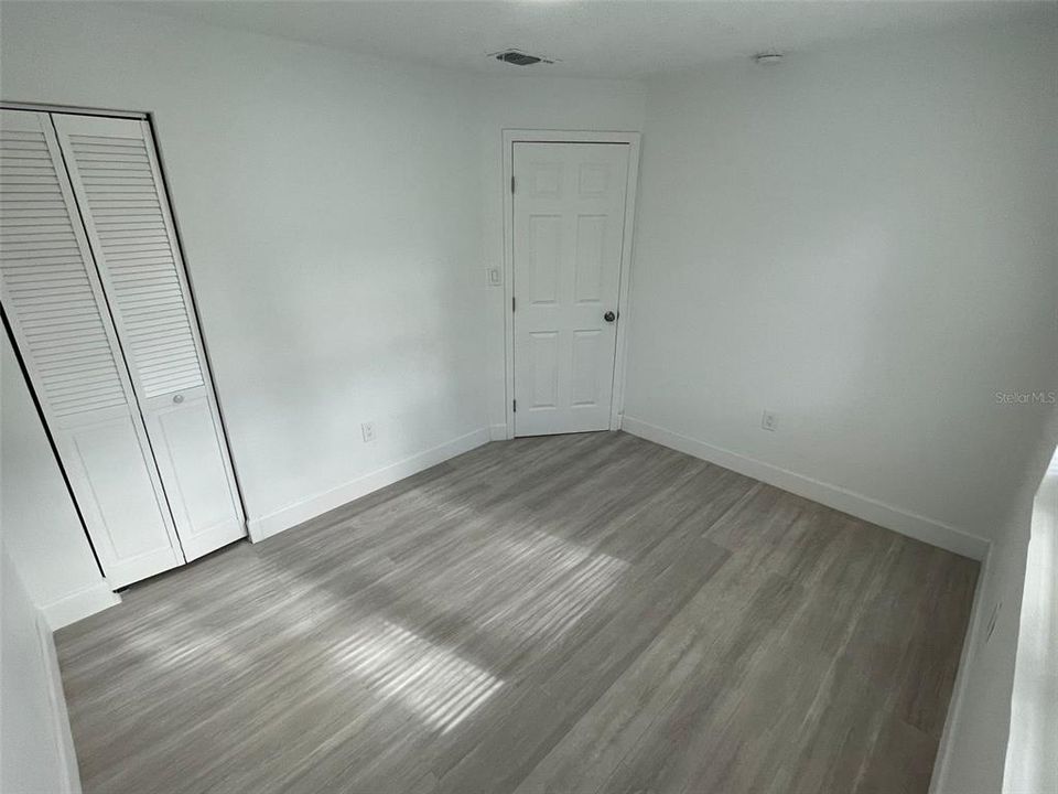 For Rent: $1,300 (1 beds, 1 baths, 400 Square Feet)