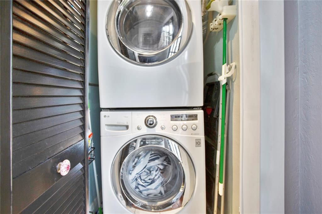 Washer/Dryer Closet