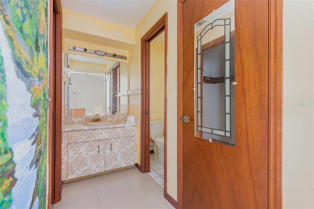 Activo con contrato: $310,000 (3 camas, 2 baños, 1855 Pies cuadrados)