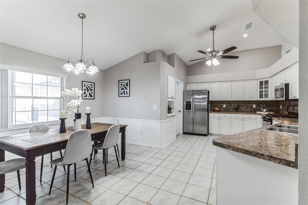 Recently Sold: $279,990 (3 beds, 2 baths, 1596 Square Feet)