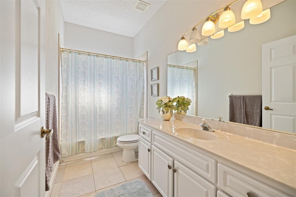 For Sale: $559,500 (3 beds, 2 baths, 1872 Square Feet)