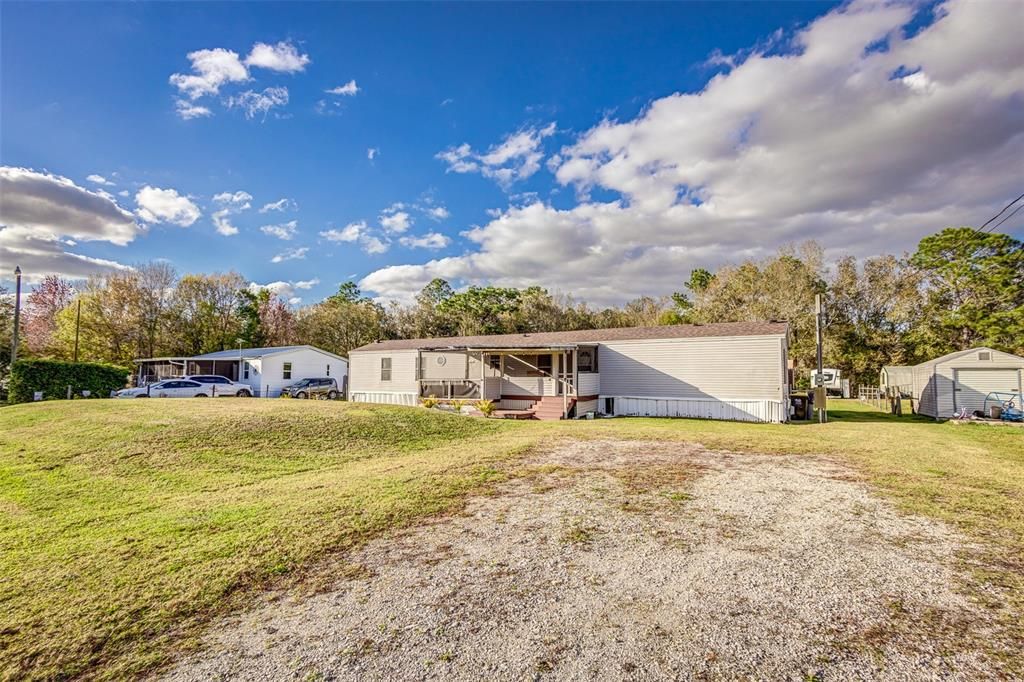 Recently Sold: $169,900 (3 beds, 2 baths, 1216 Square Feet)