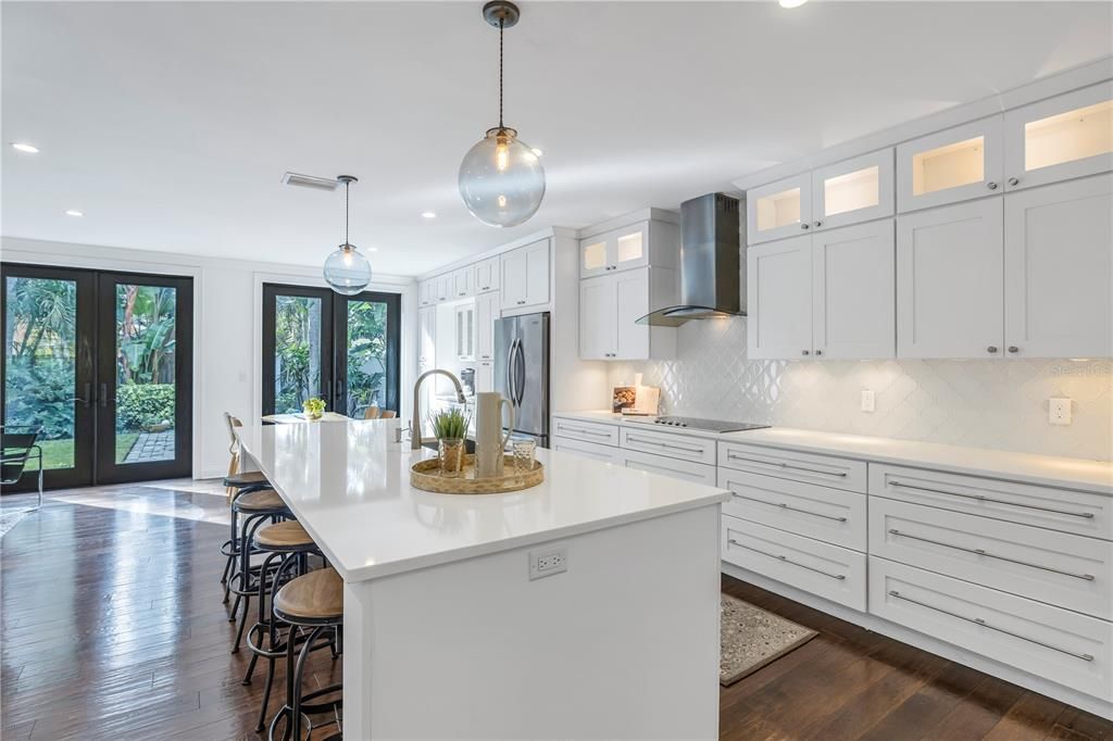 Recently Sold: $1,550,000 (3 beds, 3 baths, 2690 Square Feet)