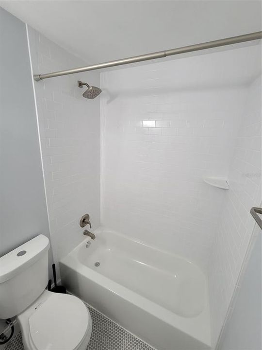 For Sale: $149,900 (1 beds, 1 baths, 680 Square Feet)