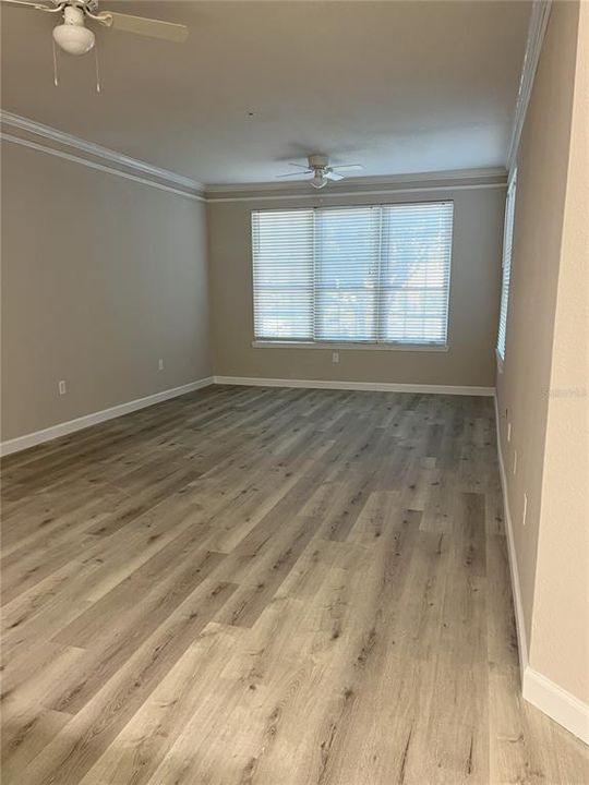 Active With Contract: $1,900 (2 beds, 2 baths, 1069 Square Feet)