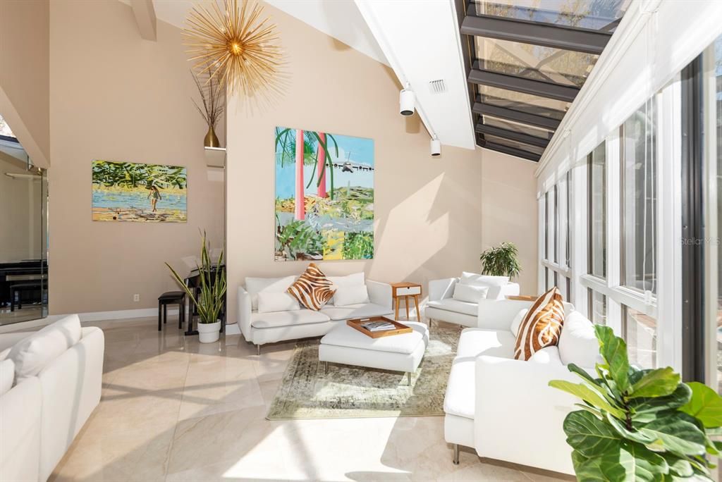 Active With Contract: $1,400,000 (5 beds, 5 baths, 4551 Square Feet)