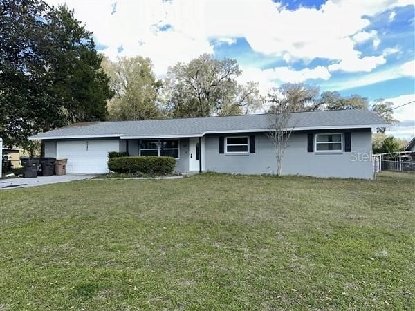 Recently Sold: $189,900 (3 beds, 2 baths, 1533 Square Feet)