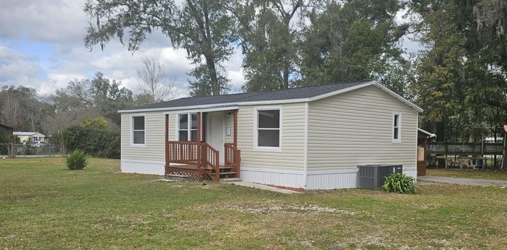 Recently Sold: $175,000 (3 beds, 2 baths, 960 Square Feet)