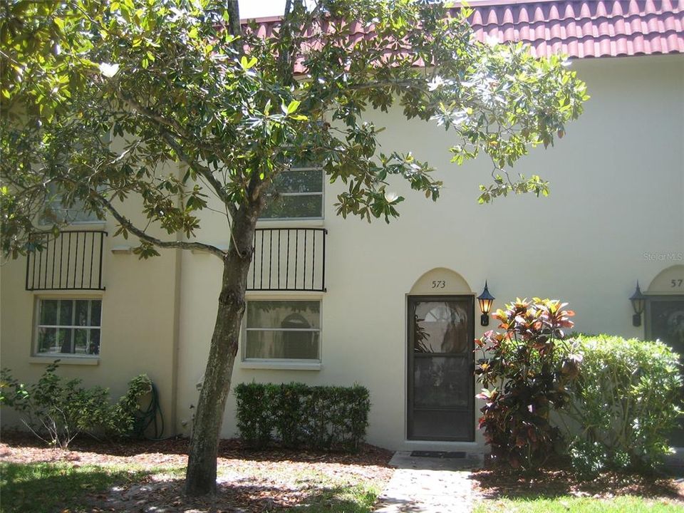 Recientemente alquilado: $2,000 (2 camas, 2 baños, 1155 Pies cuadrados)