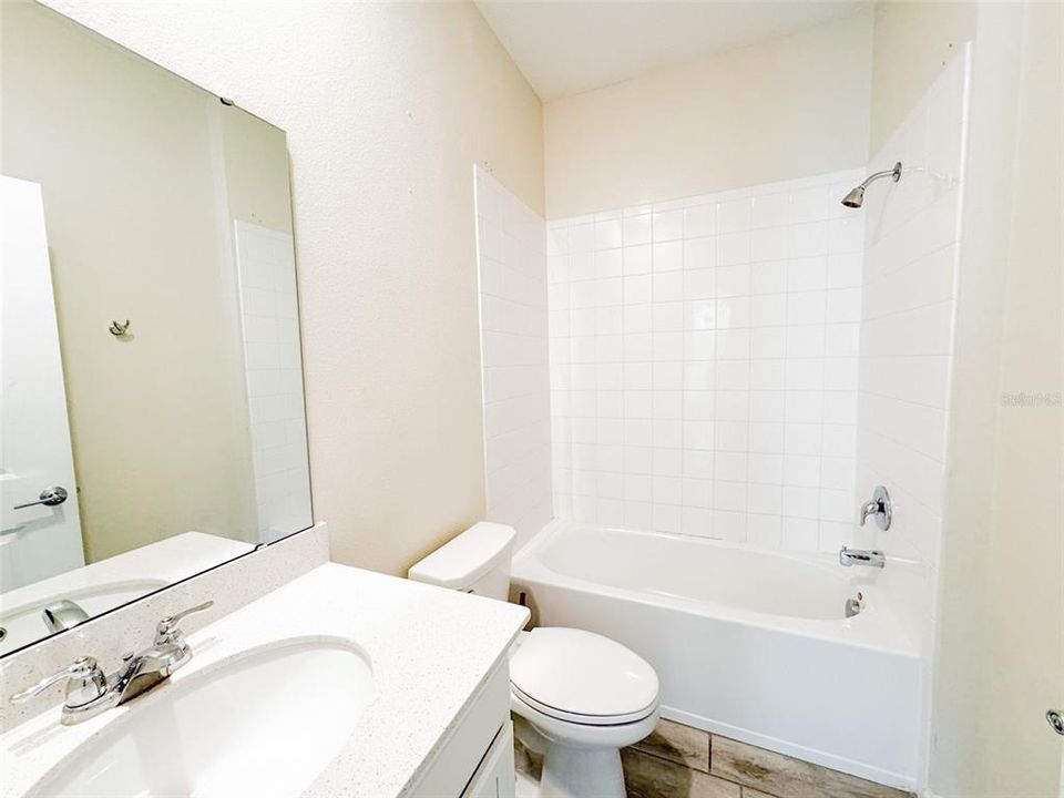最近租的: $2,200 (4 贝兹, 3 浴室, 2080 平方英尺)