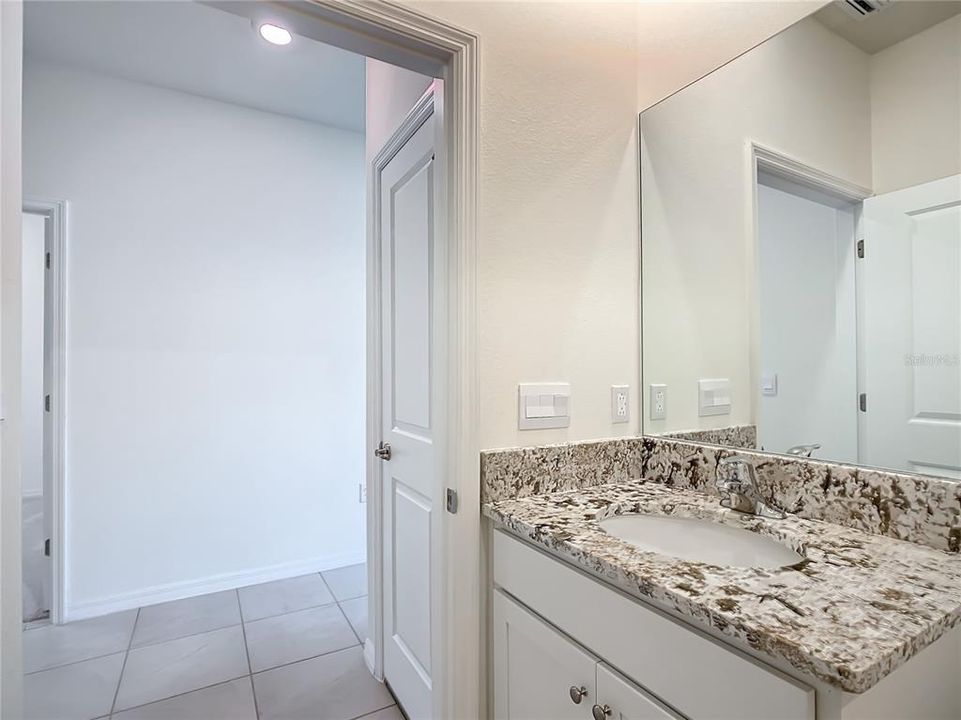 Active With Contract: $323,450 (3 beds, 2 baths, 1504 Square Feet)