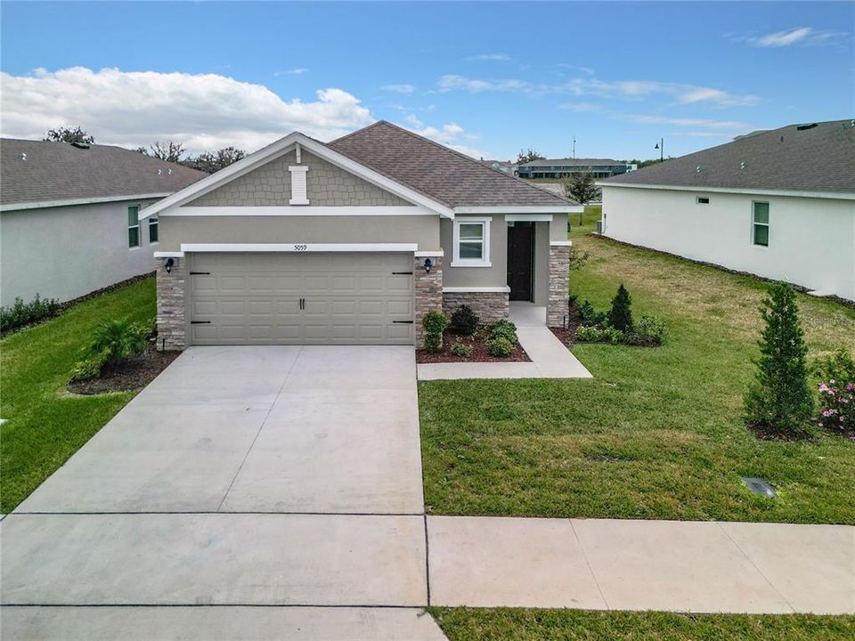 Recently Sold: $323,450 (3 beds, 2 baths, 1504 Square Feet)