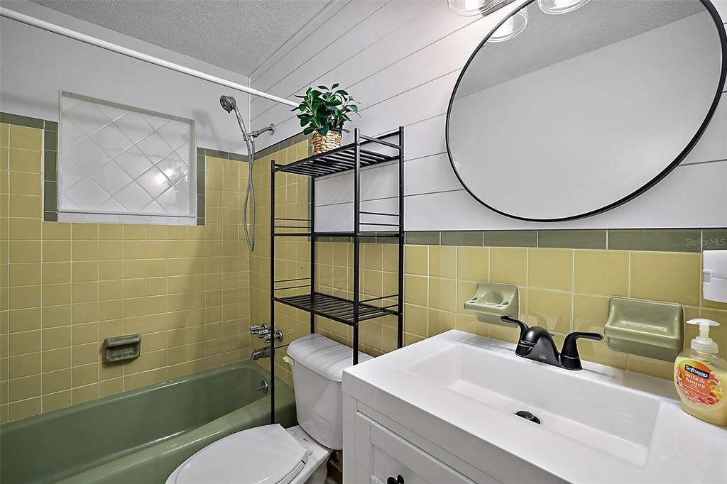 待售: $649,000 (3 贝兹, 2 浴室, 1716 平方英尺)