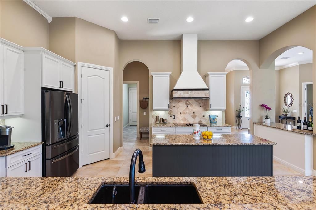 Active With Contract: $1,075,000 (4 beds, 3 baths, 3483 Square Feet)