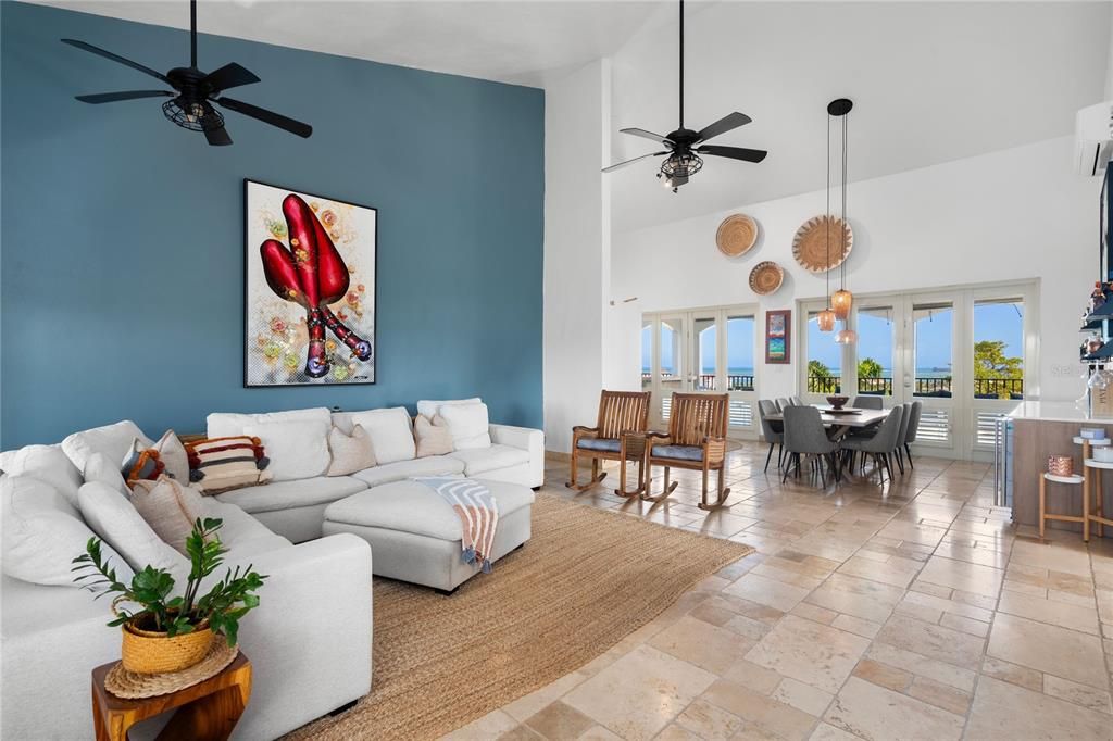 For Sale: $1,695,000 (4 beds, 4 baths, 5158 Square Feet)